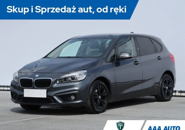 BMW Seria 2 cena 56500 przebieg: 157688, rok produkcji 2017 z Szubin małe 301